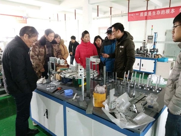 上汽通用五菱汽車股份到訪午夜影院福利社，共話自動檢測技術與品質管理